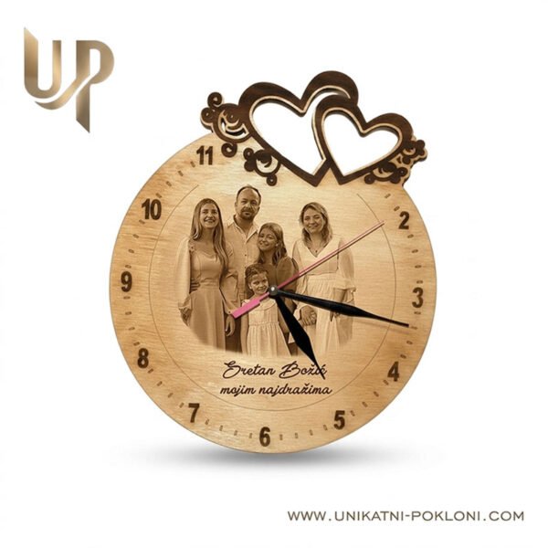 Bozicni-sat Personalizirani drveni božićni sat - personalizirani poklon
