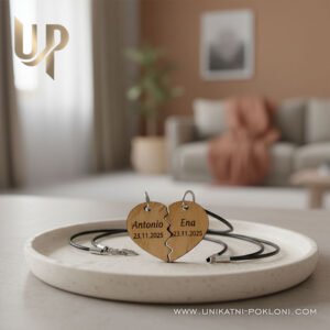 Ljubavni pokloni - Set privjesaka drvena polusrca na lančićima 14 Ljubavne ogrlice