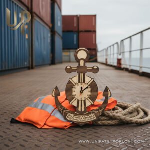 Personalizirani drveni sat Sidro - Poklon za pomorca 14 Pokloni za pomorce