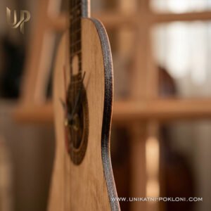 Poklon za gitaristu - personalizirani sat Akustična gitara - Unikatni pokloni Super poklon za gitariste
