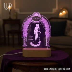 Pokloni za mladence ideje koje tražite - Personalizirana LED lampa 15 Poklon za mladence na svadbi