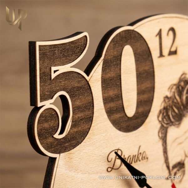 POKLON ZA 50. ROĐENDAN - PERSONALIZIRANI DRVENI SAT - Unikatni pokloni Poklon za 50 rođendan