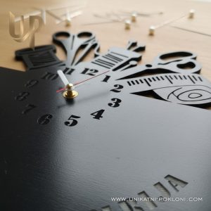 Personalizirani drveni sat - Sat krojački salon - Slika 5