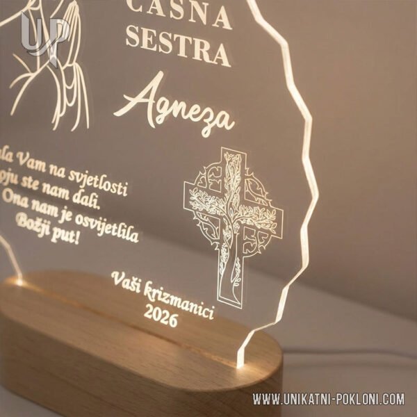 unikatan poklon za časnu sestru