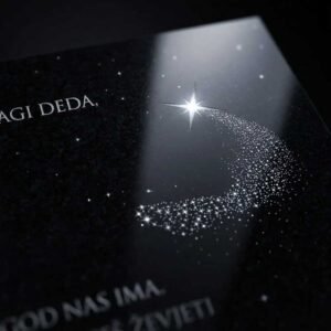 Granitna spomen ploča dimenzije 40 x 40 cm SA GRAVUROM TEKSTA - Unikatni pokloni Granitna spomen ploča dimenzije 40 x 40 cm SA GRAVUROM TEKSTA - Slika 9