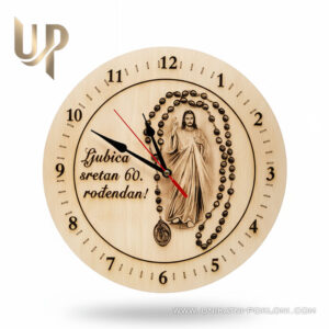 Sat s krunicom i Isusom