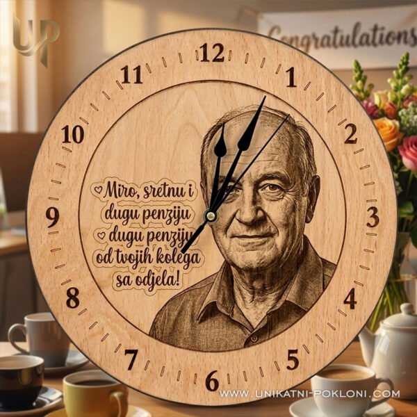 Personalizirani pokloni za odlazak u mirovinu - drveni zidni sat sa slikom i tekstom po želji - Unikatni Pokloni Sat za penzionera - personalizirani pokloni za odlazak u mirovinu i penziju