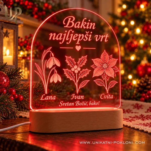 Crvena LED lampa Bakin najljepši vrt s imenima Lana, Ivan i Cvita uz božićne ukrase.