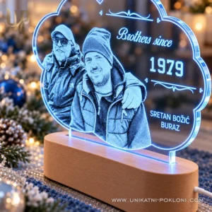 Poklon za brata – personalizirana LED lampa sa slikom i tekstom po želji - Unikatni pokloni Personalizirani pokloni za brata - personalizirana LED lampa sa slikom i tekstom
