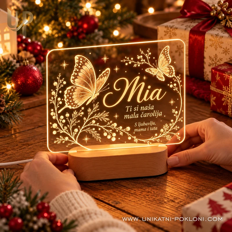 Personalizirana LED lampa s leptirima - ime i posveta - Unikatni pokloni Žuto osvijetljena lampa s imenom Mia i osobnom posvetom mame i tate.